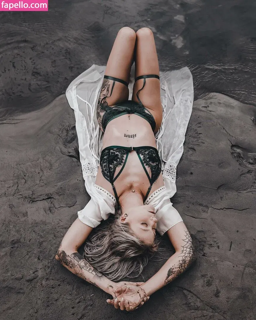 withered.rose Onlyfans Photo Gallery 