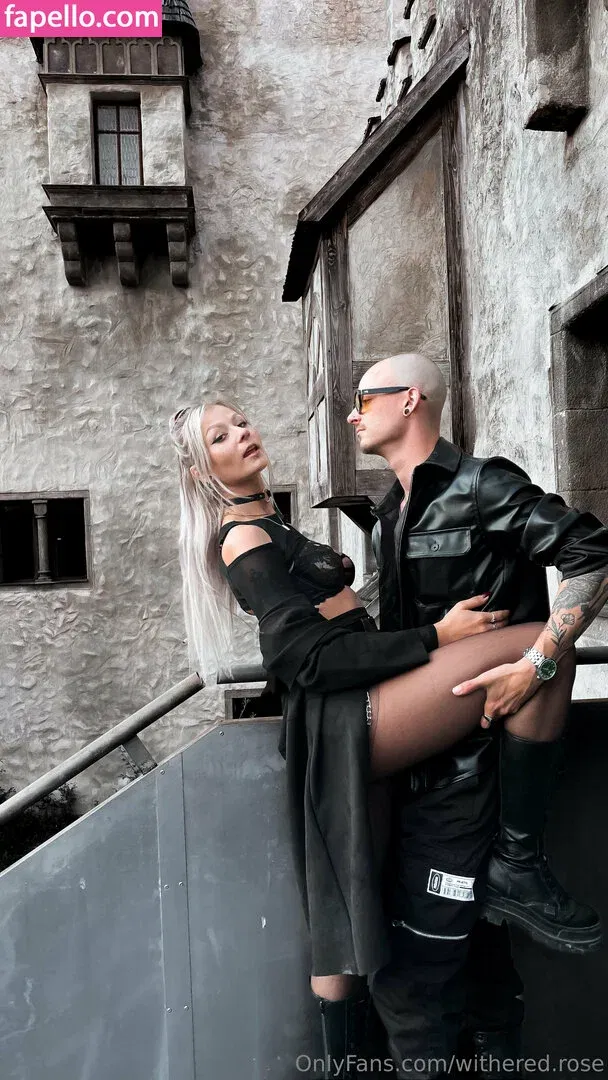 withered.rose Onlyfans Photo Gallery 