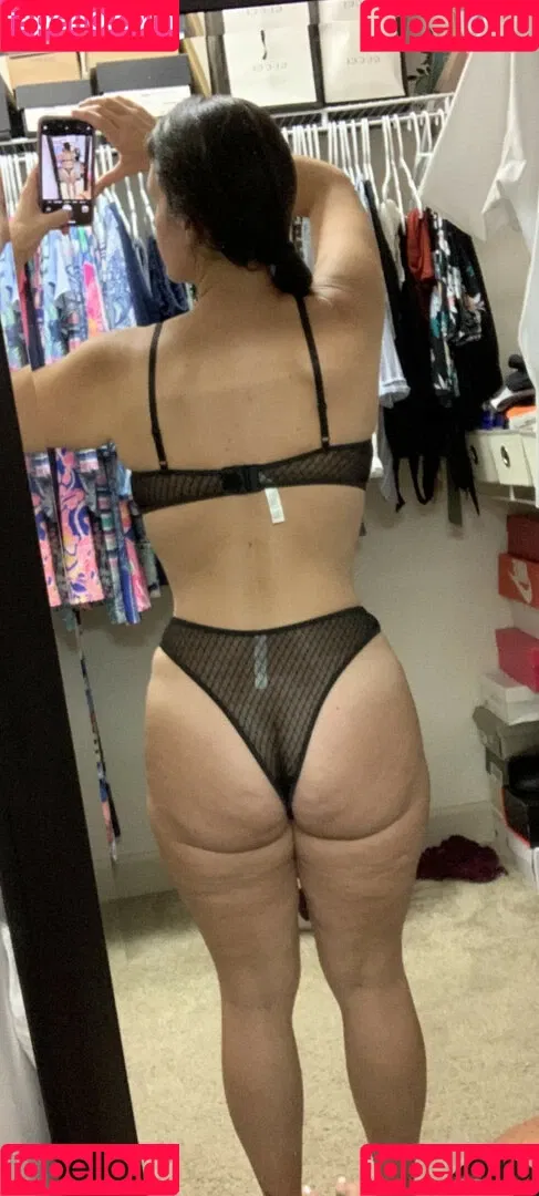 Sexy Wife Onlyfans Photo Gallery 
