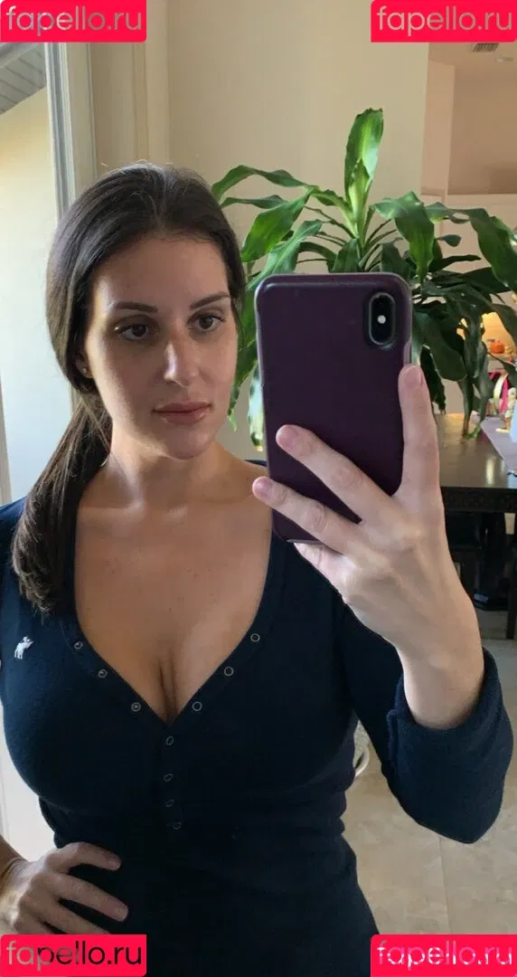 Sexy Wife Onlyfans Photo Gallery 