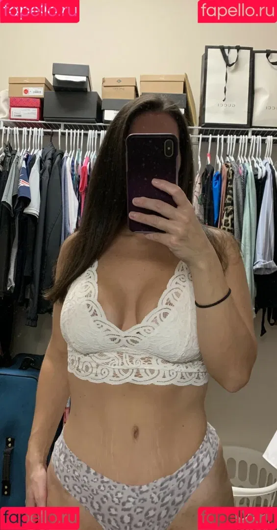 Sexy Wife Onlyfans Photo Gallery 