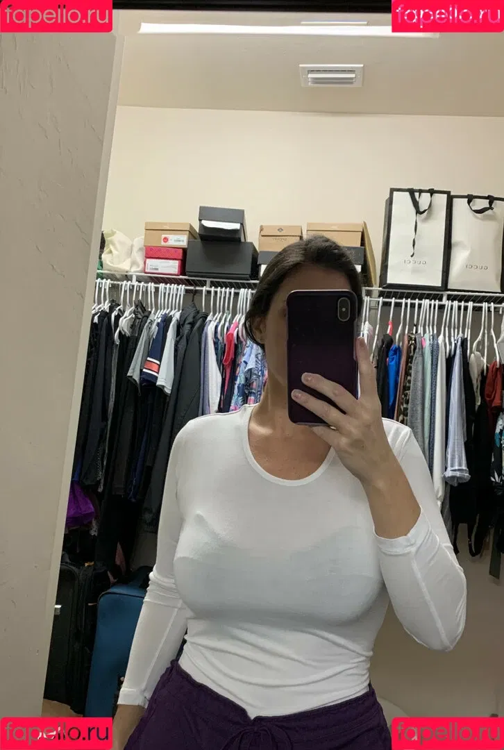 Sexy Wife Onlyfans Photo Gallery 