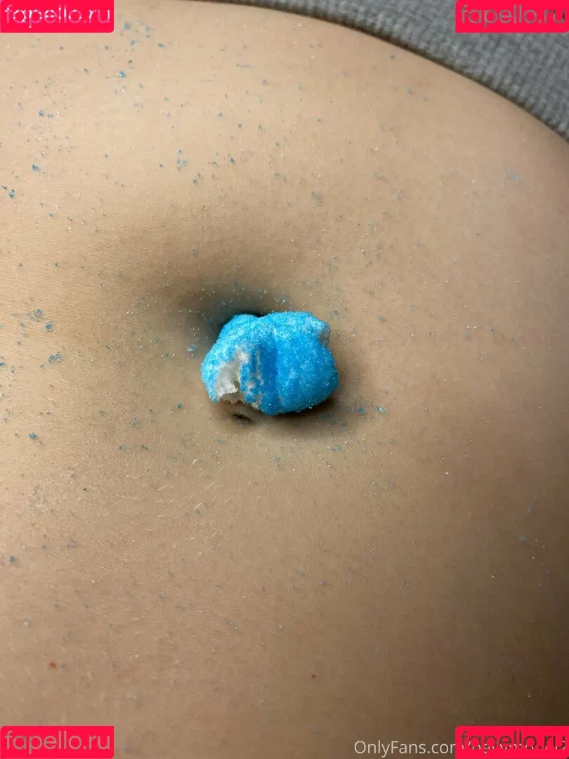 bellymodel2 Onlyfans Photo Gallery 