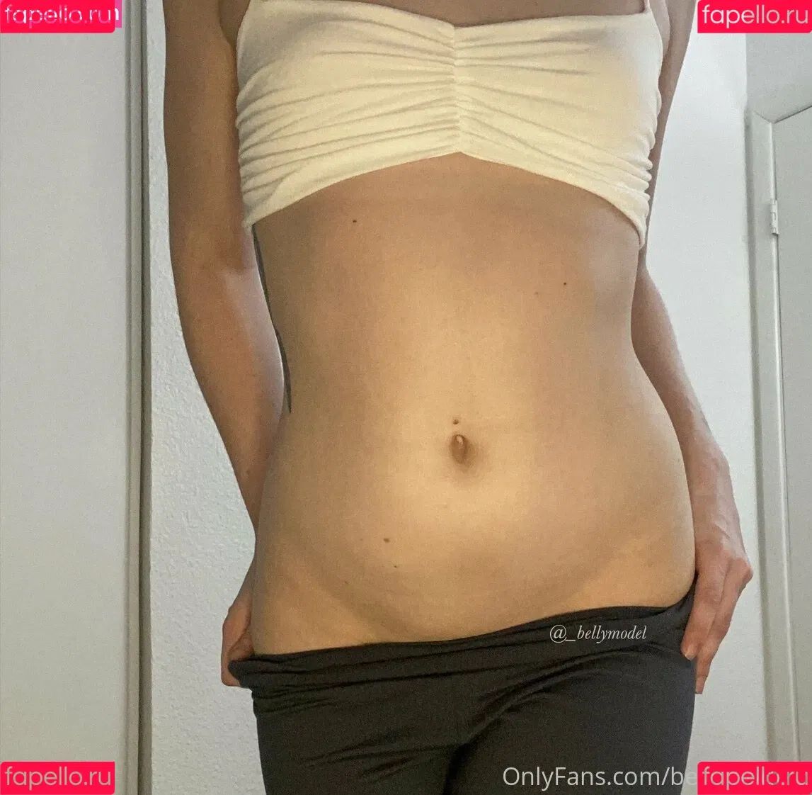 bellymodel2 Onlyfans Photo Gallery 