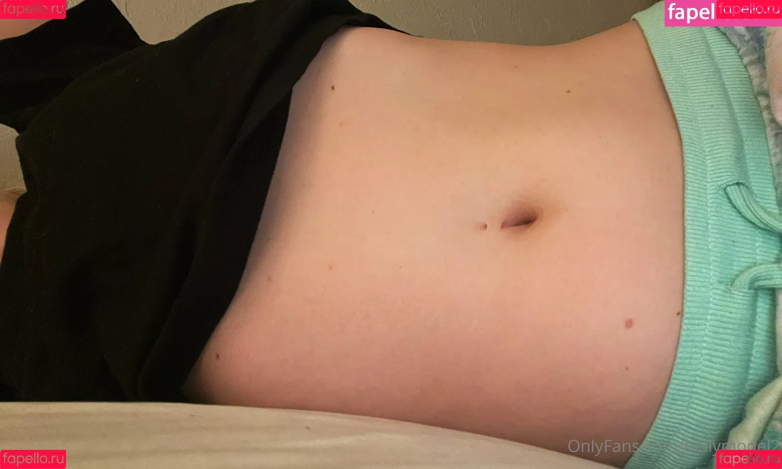 bellymodel2 Onlyfans Photo Gallery 