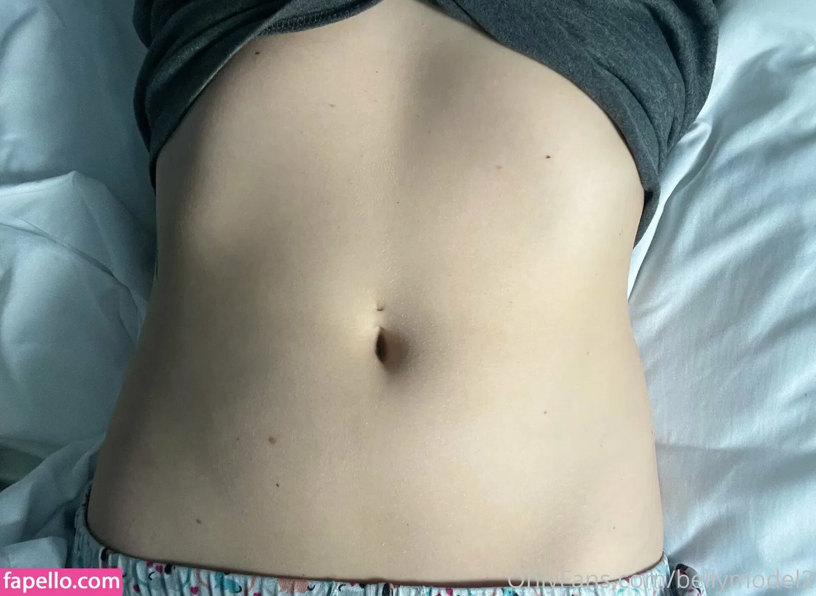 bellymodel2 Onlyfans Photo Gallery 