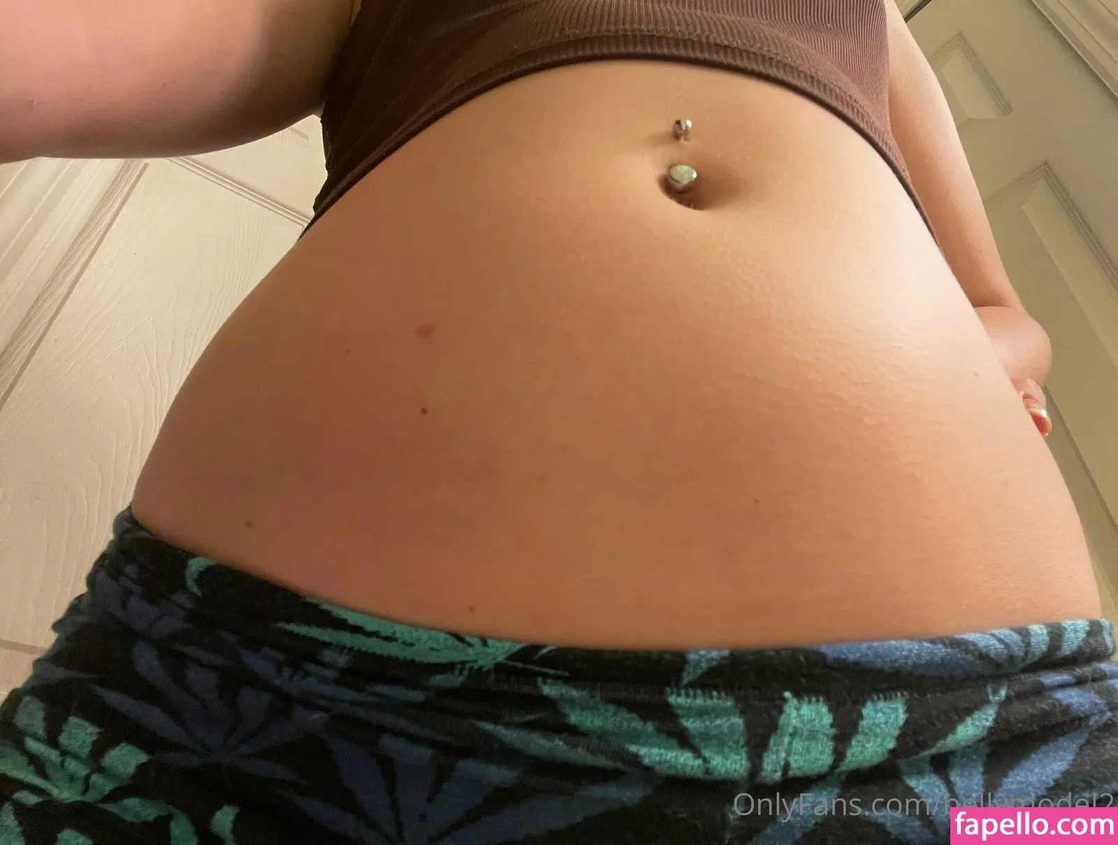 bellymodel2 Onlyfans Photo Gallery 