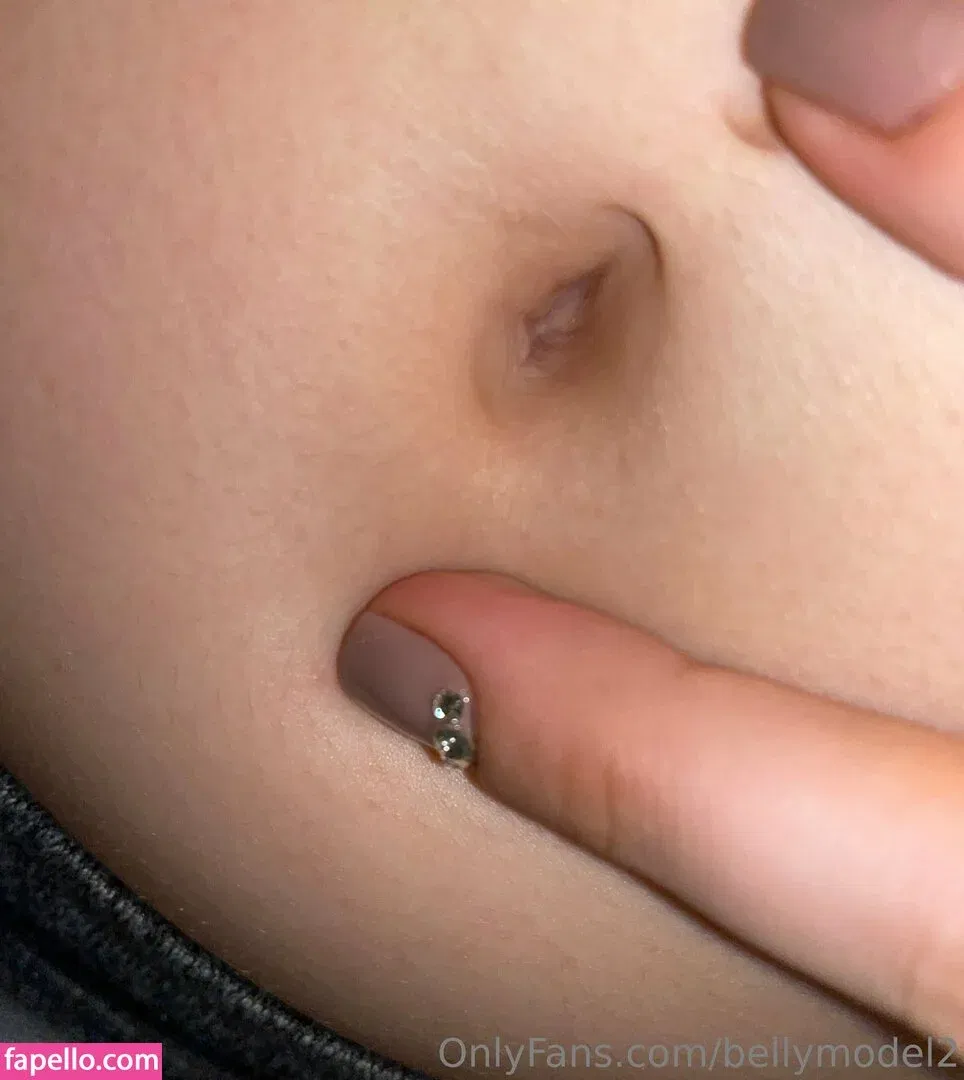 bellymodel2 Onlyfans Photo Gallery 