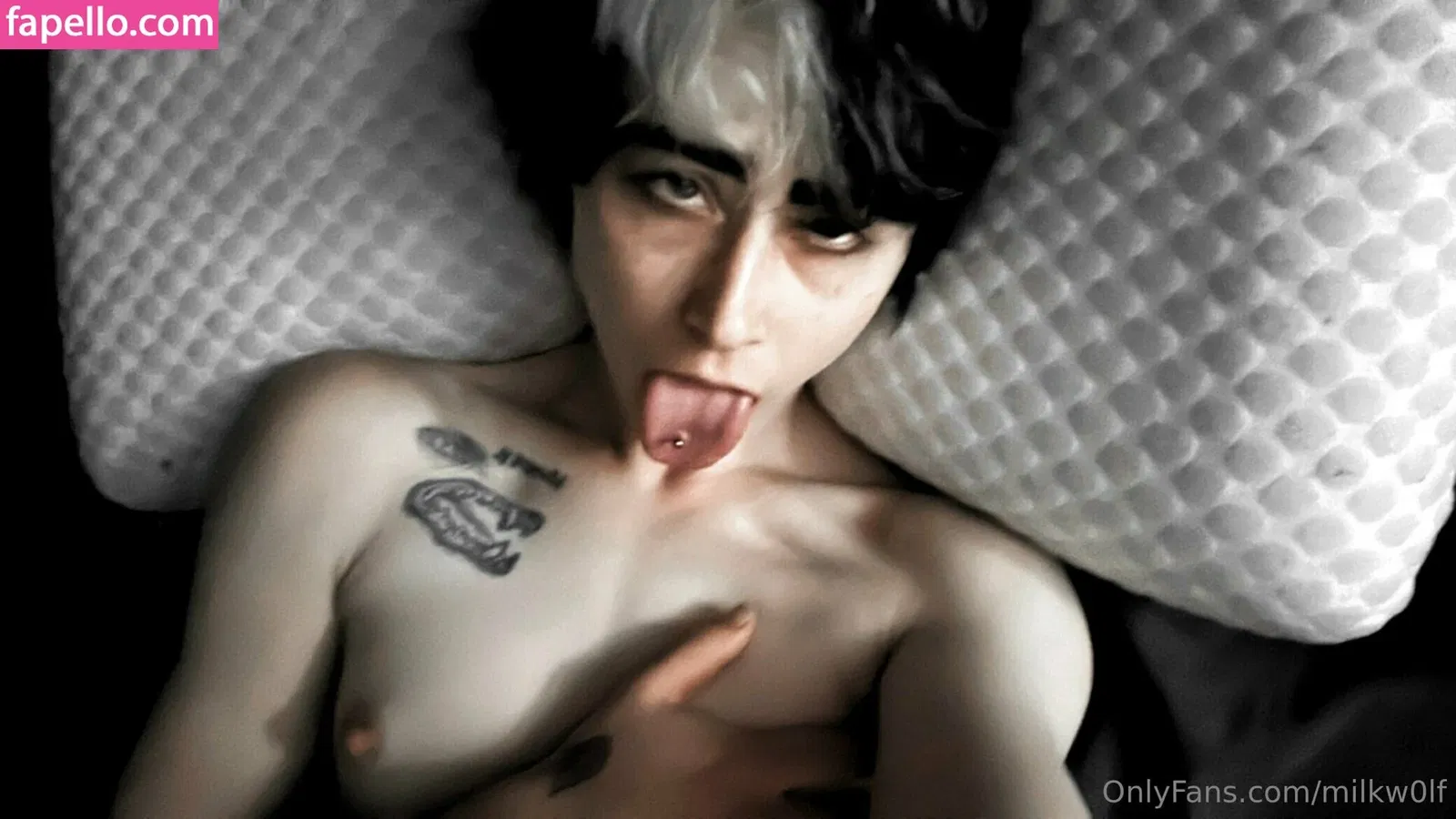 milkw0lf Onlyfans Photo Gallery 