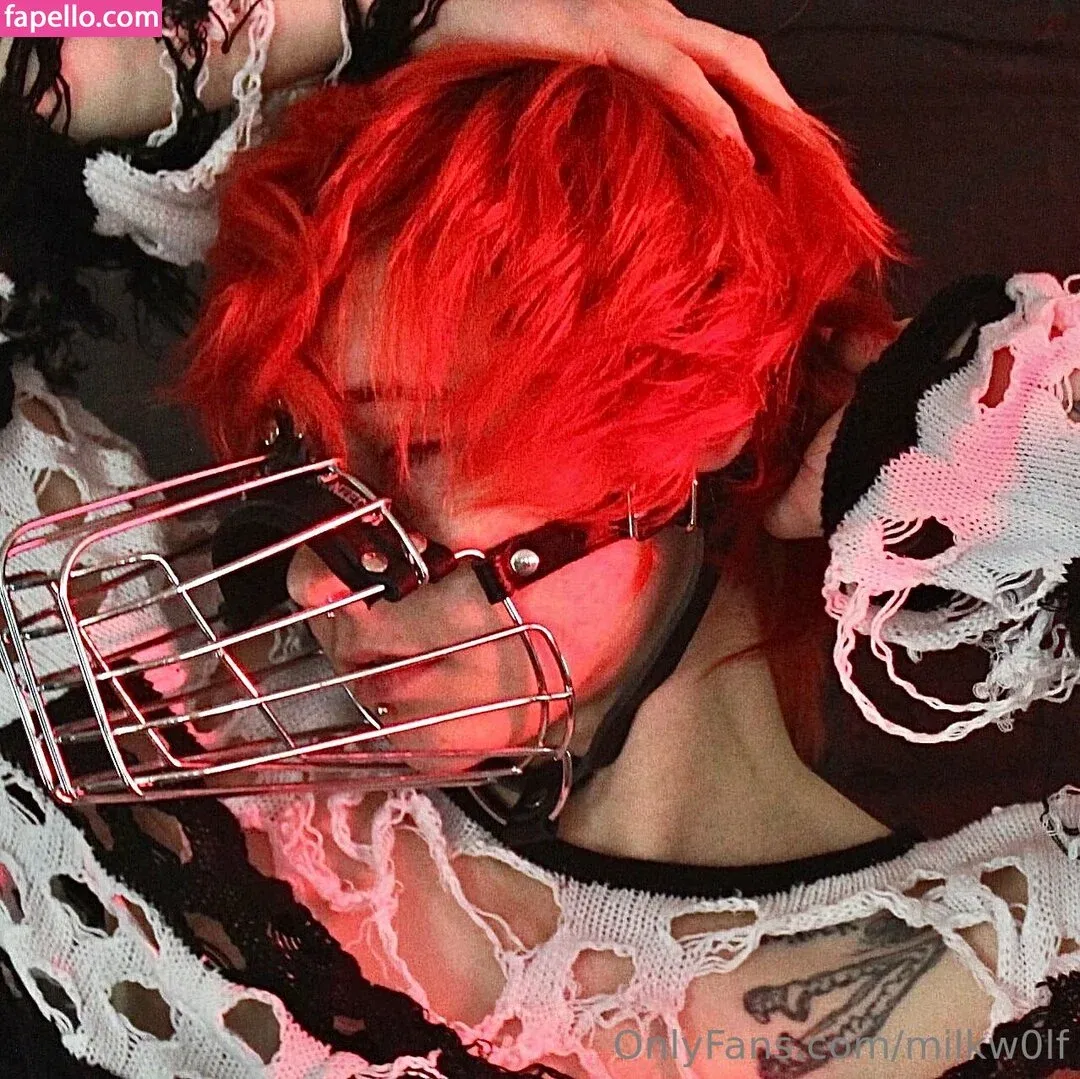 milkw0lf Onlyfans Photo Gallery 