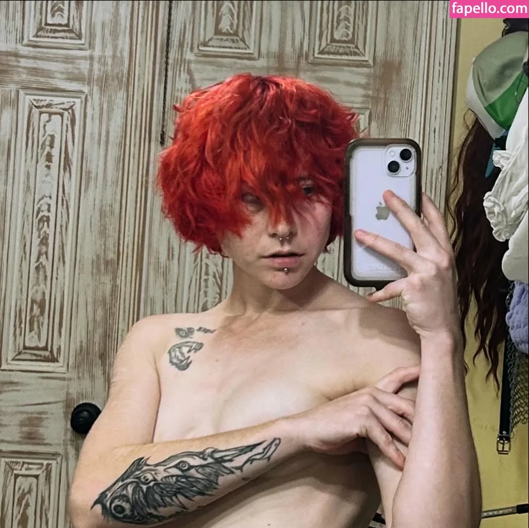 milkw0lf Onlyfans Photo Gallery 