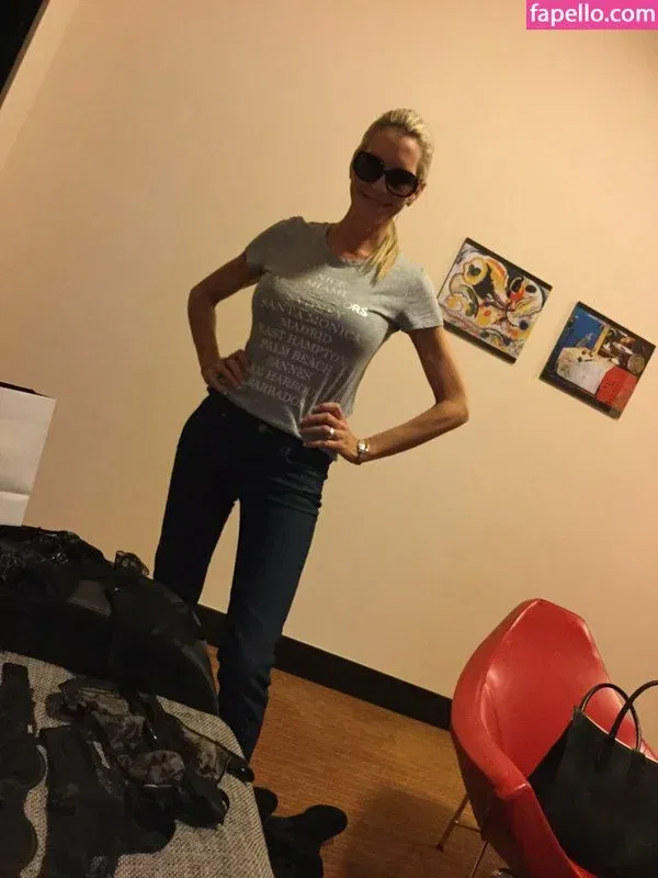 emster6969 Onlyfans Photo Gallery 