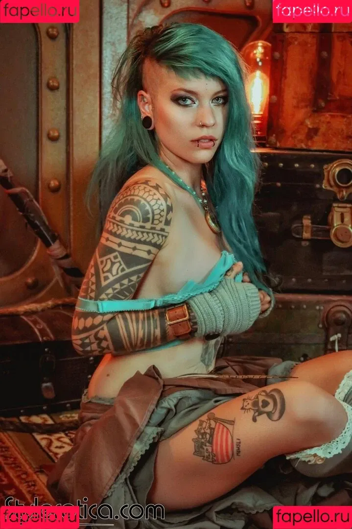 Noemi Riot Onlyfans Photo Gallery 