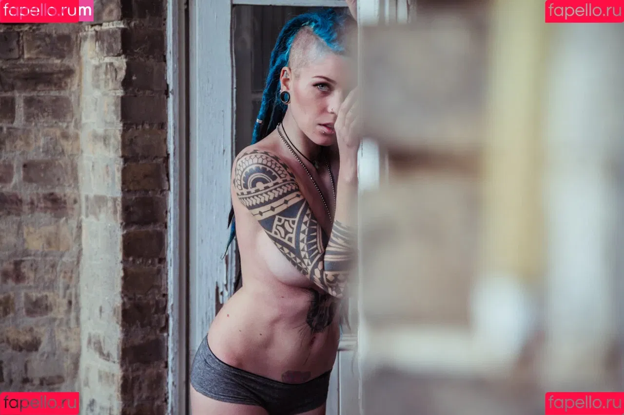 Noemi Riot Onlyfans Photo Gallery 
