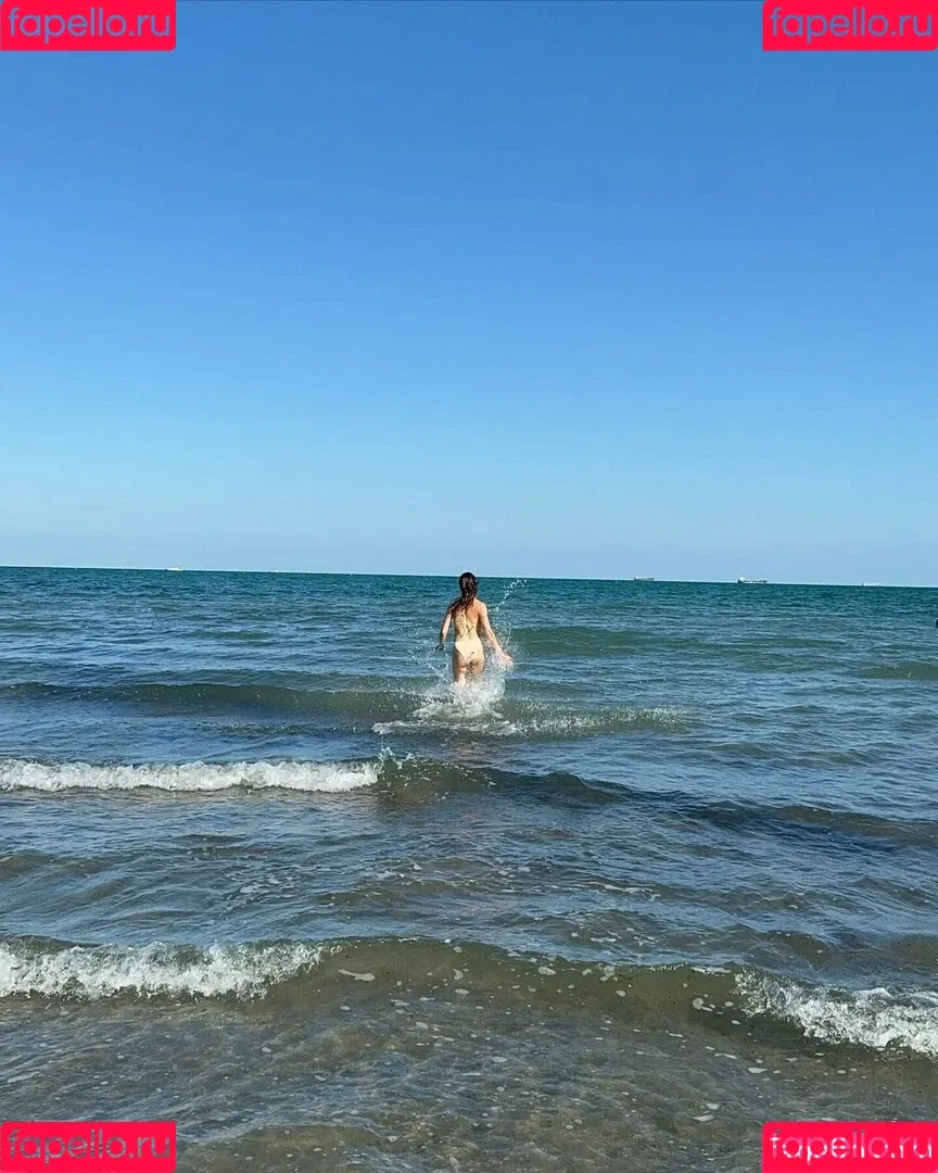 Michelle Ellyse Schlaman Onlyfans Photo Gallery 