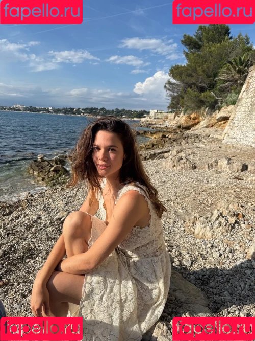 Michelle Ellyse Schlaman Onlyfans Photo Gallery 