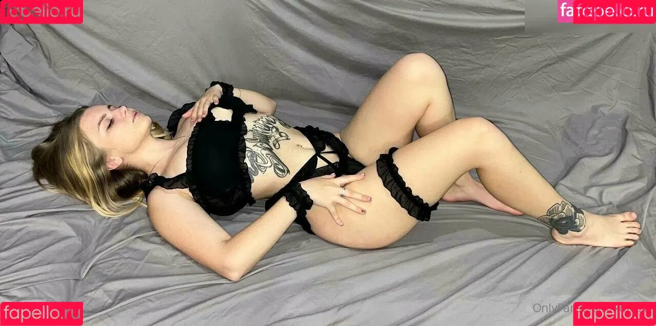 xofreja Onlyfans Photo Gallery 