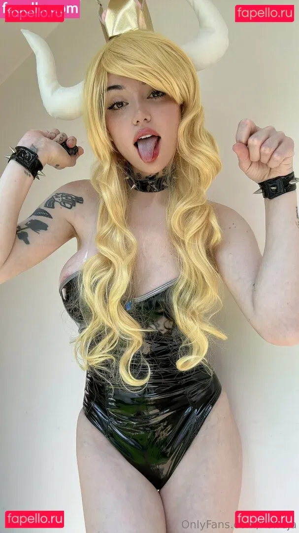 xofreja Onlyfans Photo Gallery 