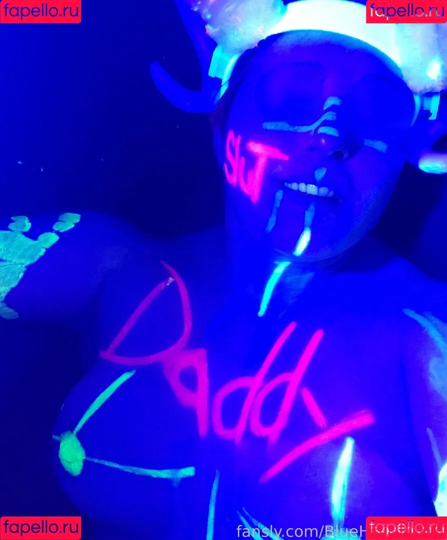 BlueHuneyDew Onlyfans Photo Gallery 