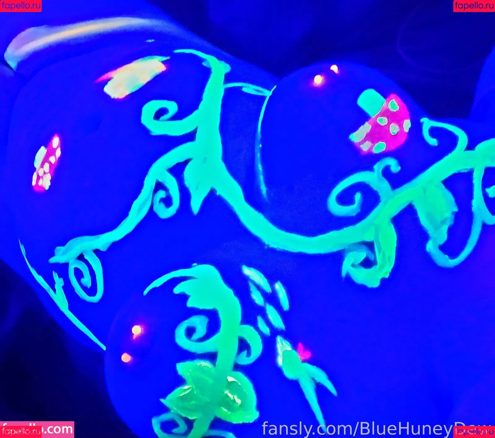 BlueHuneyDew Onlyfans Photo Gallery 