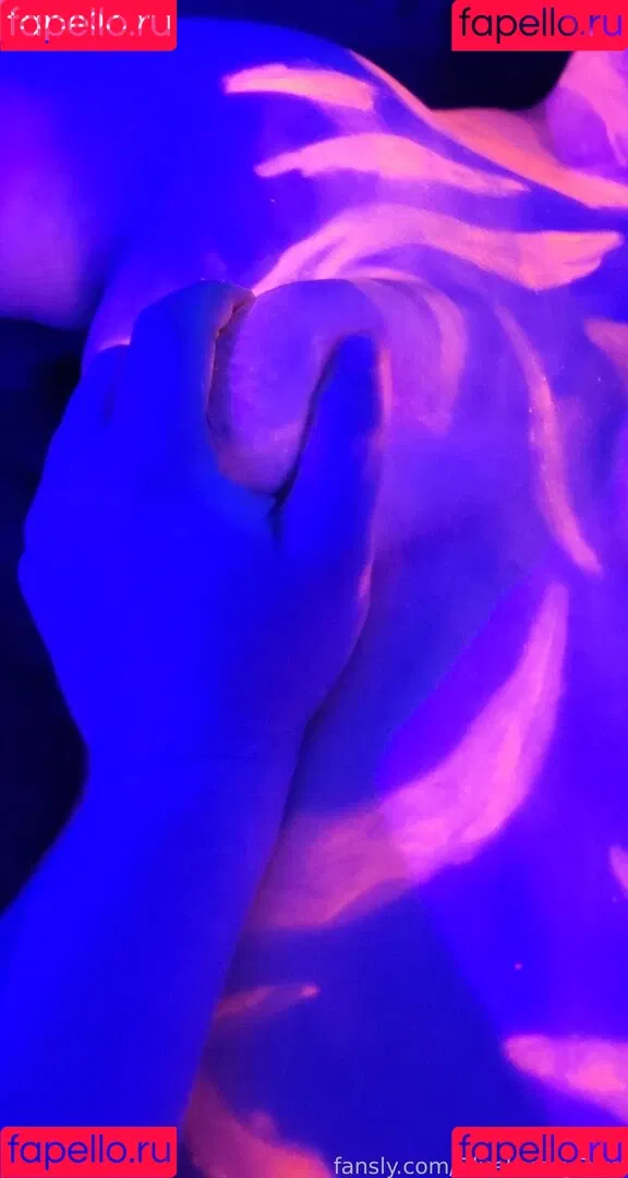 BlueHuneyDew Onlyfans Photo Gallery 