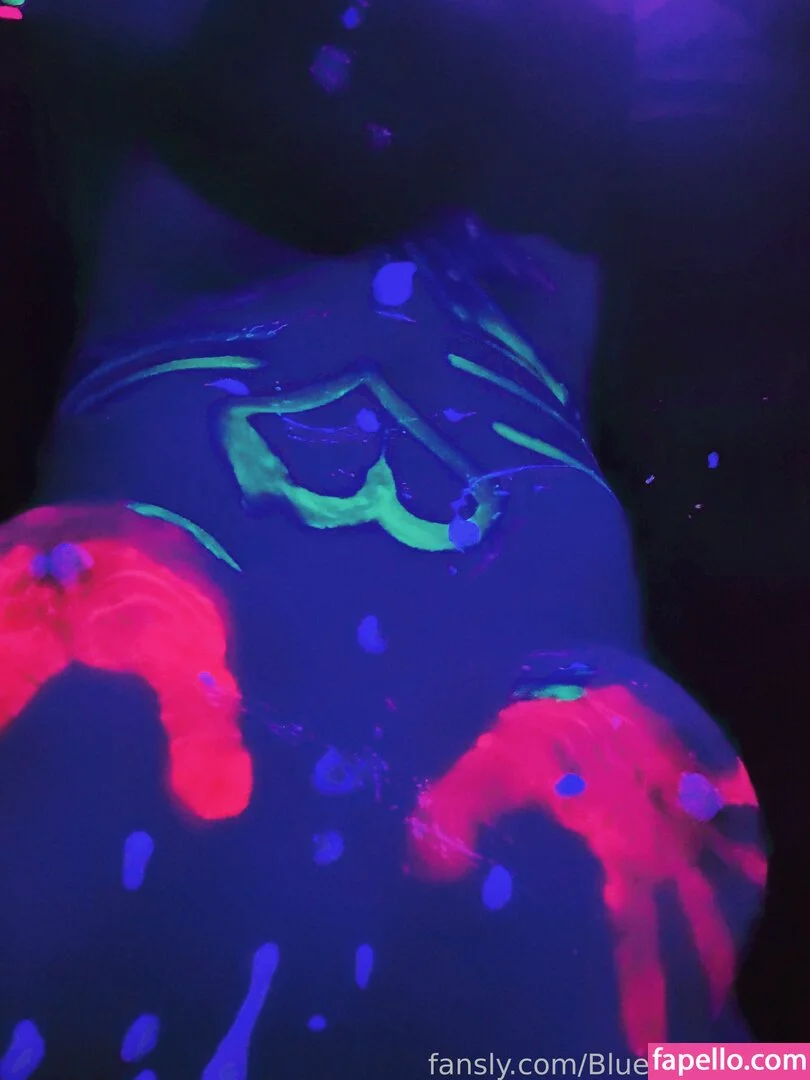 BlueHuneyDew Onlyfans Photo Gallery 