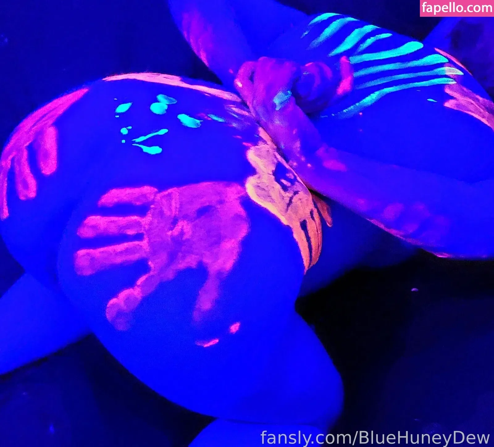 BlueHuneyDew Onlyfans Photo Gallery 