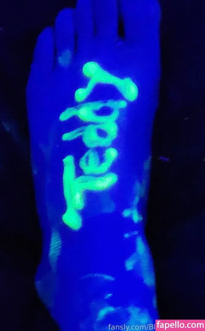 BlueHuneyDew Onlyfans Photo Gallery 