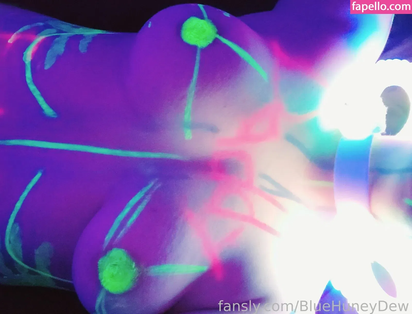 BlueHuneyDew Onlyfans Photo Gallery 