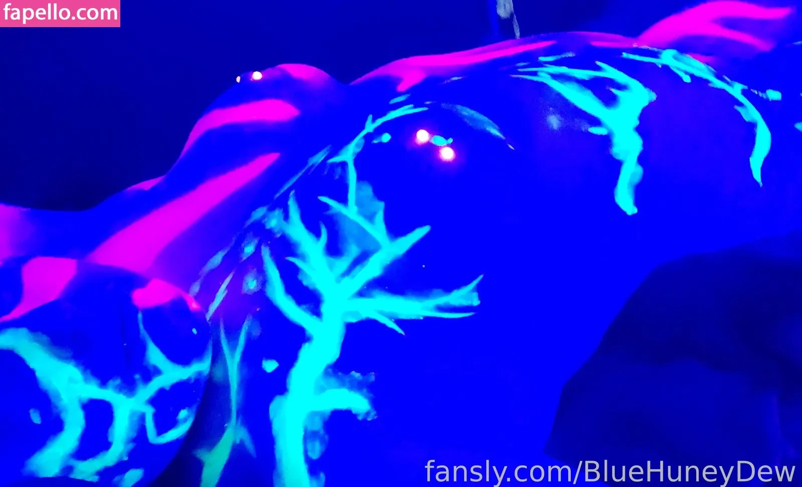 BlueHuneyDew Onlyfans Photo Gallery 