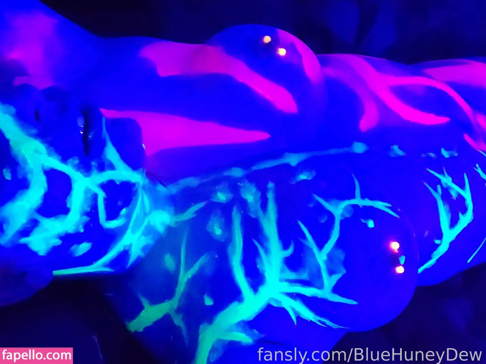 BlueHuneyDew Onlyfans Photo Gallery 