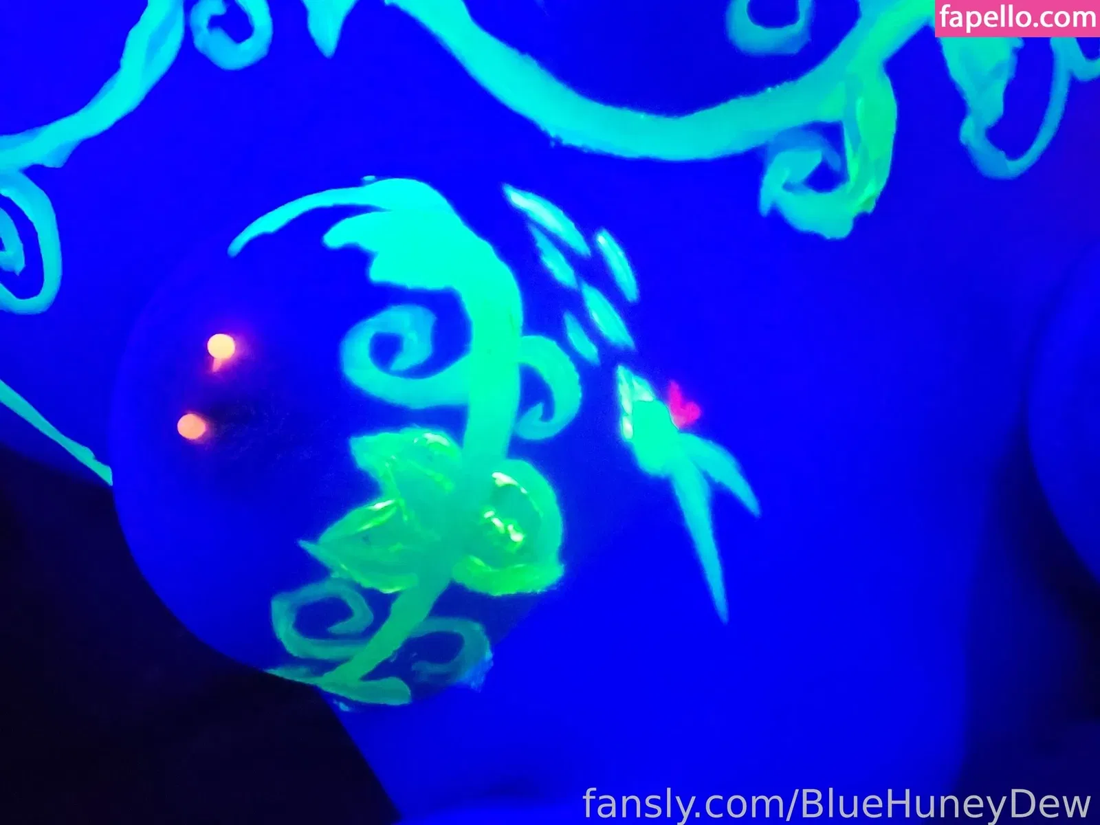 BlueHuneyDew Onlyfans Photo Gallery 