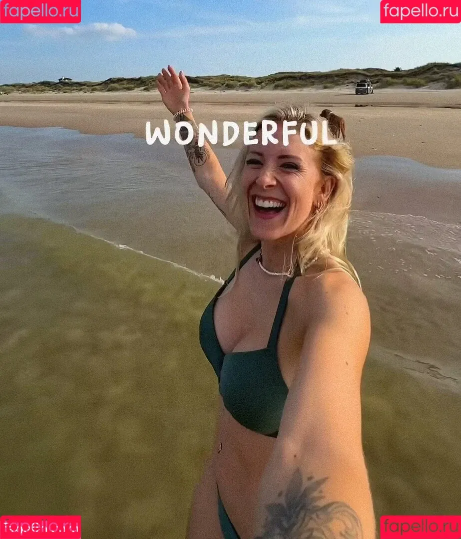 Annisophie_ Onlyfans Photo Gallery 