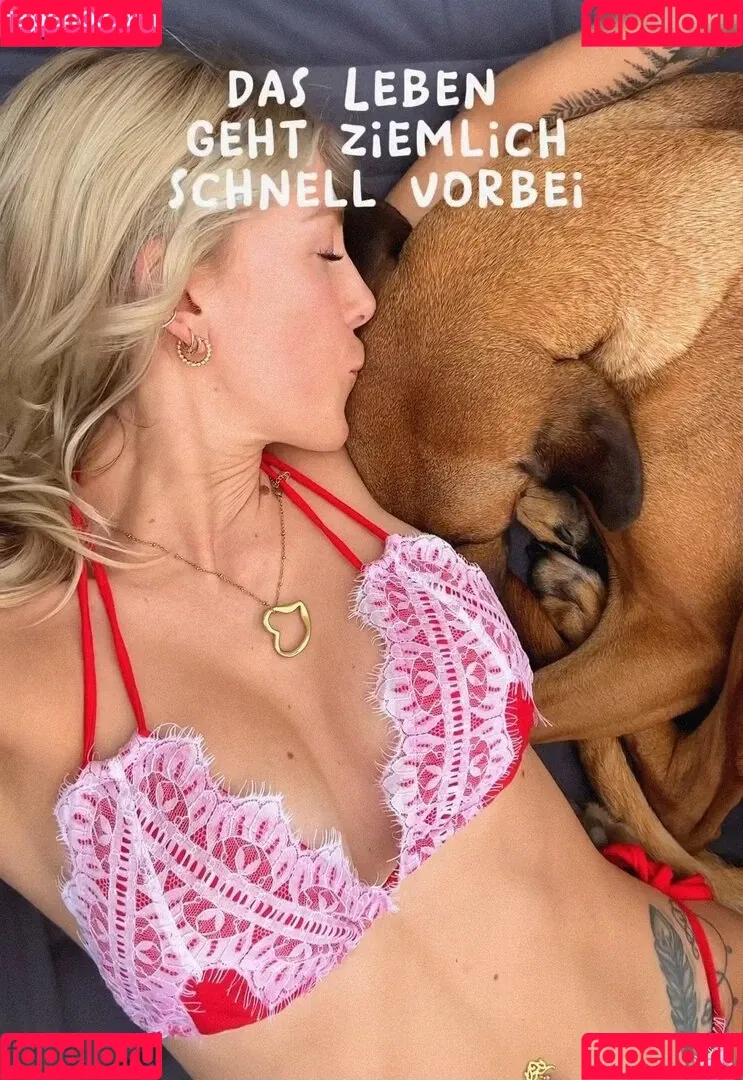 Annisophie_ Onlyfans Photo Gallery 