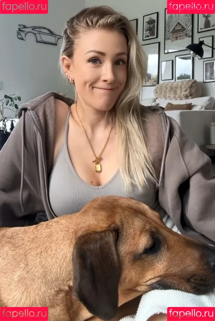 Annisophie_ Onlyfans Photo Gallery 
