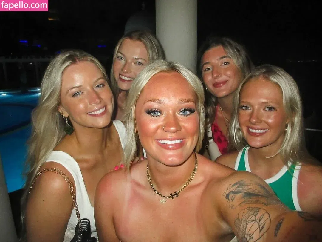 Mary Chapman Morrow Onlyfans Photo Gallery 