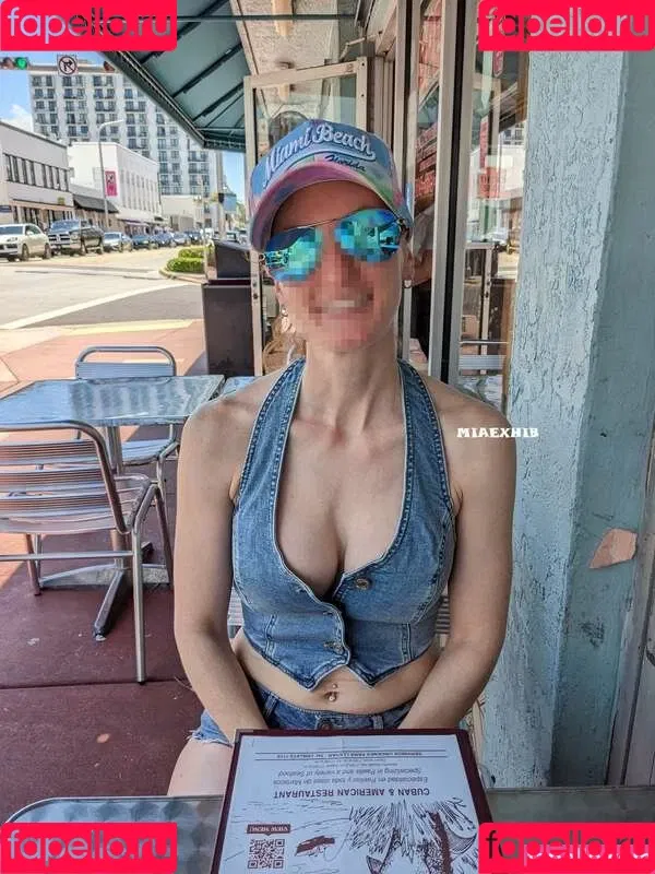MiaExhib Onlyfans Photo Gallery 