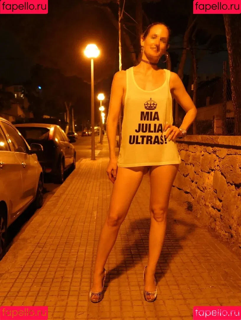 MiaExhib Onlyfans Photo Gallery 