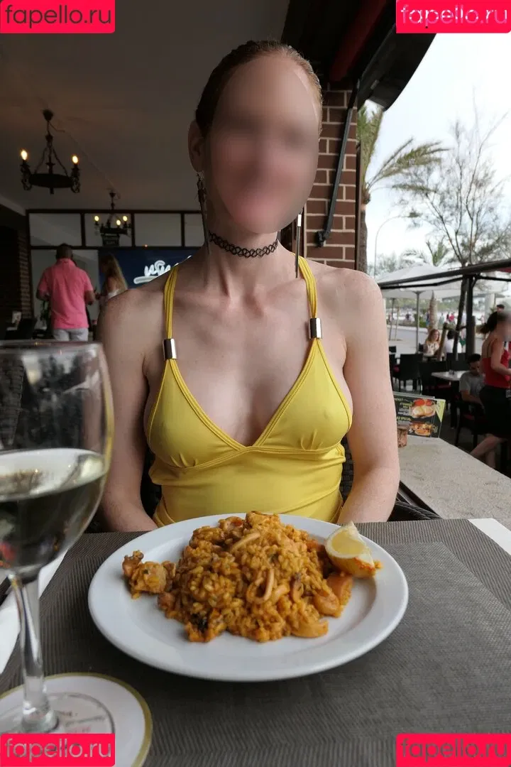 MiaExhib Onlyfans Photo Gallery 