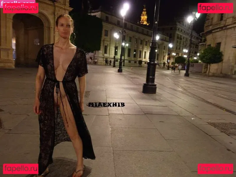 MiaExhib Onlyfans Photo Gallery 