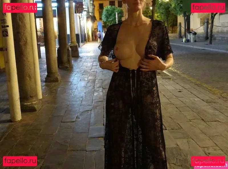 MiaExhib Onlyfans Photo Gallery 