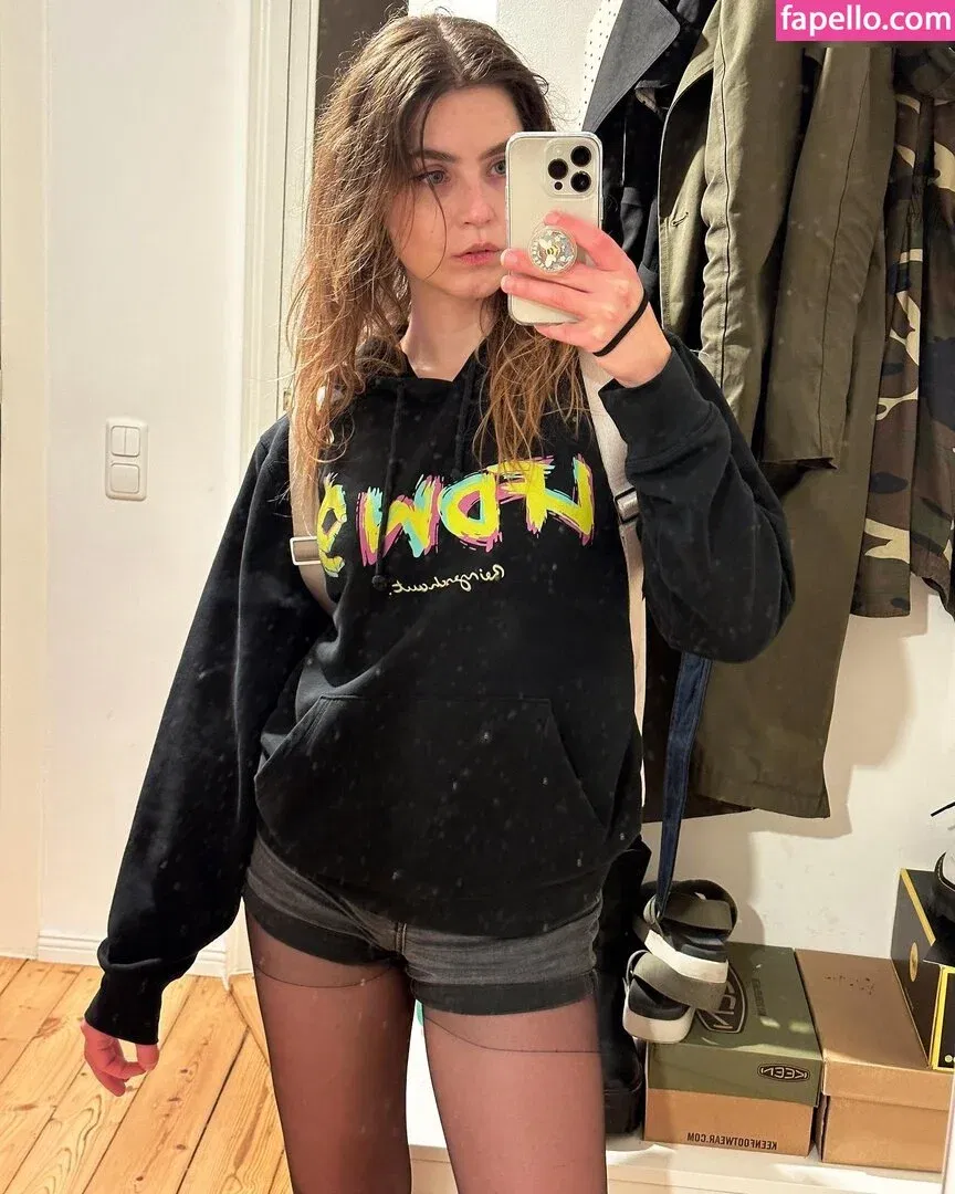 Maty Onlyfans Photo Gallery 