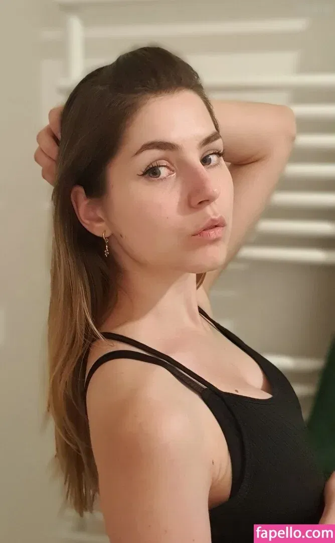 Maty Onlyfans Photo Gallery 