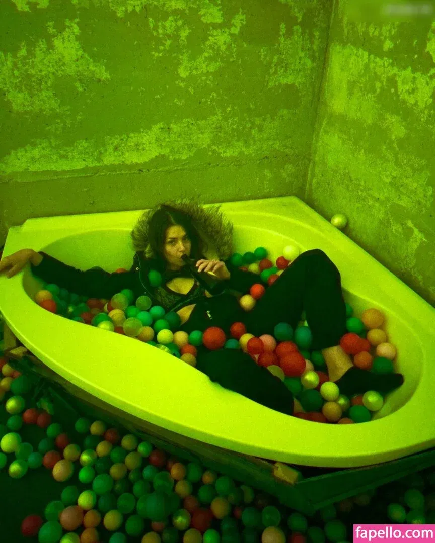 Maty Onlyfans Photo Gallery 