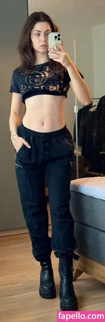 Maty Onlyfans Photo Gallery 