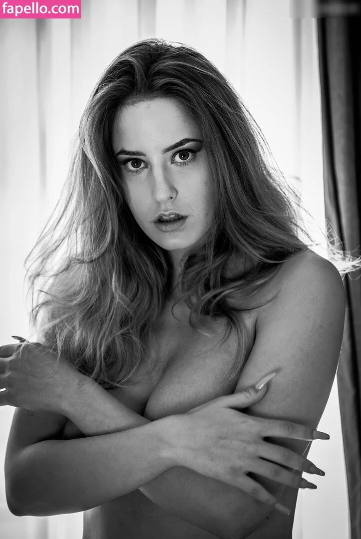 Mariella Mischke Nude Onlyfans Photo 46