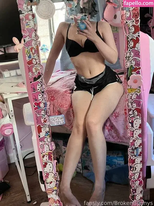 emobunny Onlyfans Photo Gallery 