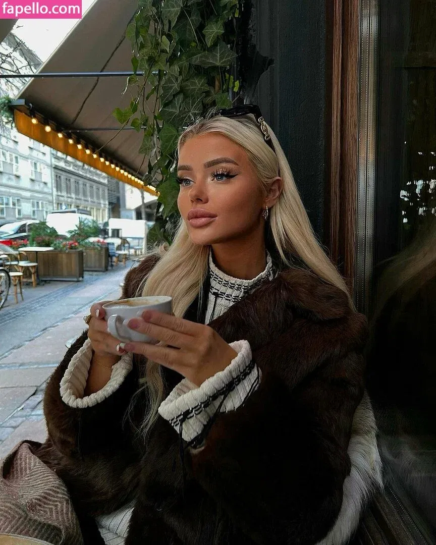 victoriafuglsang Onlyfans Photo Gallery 