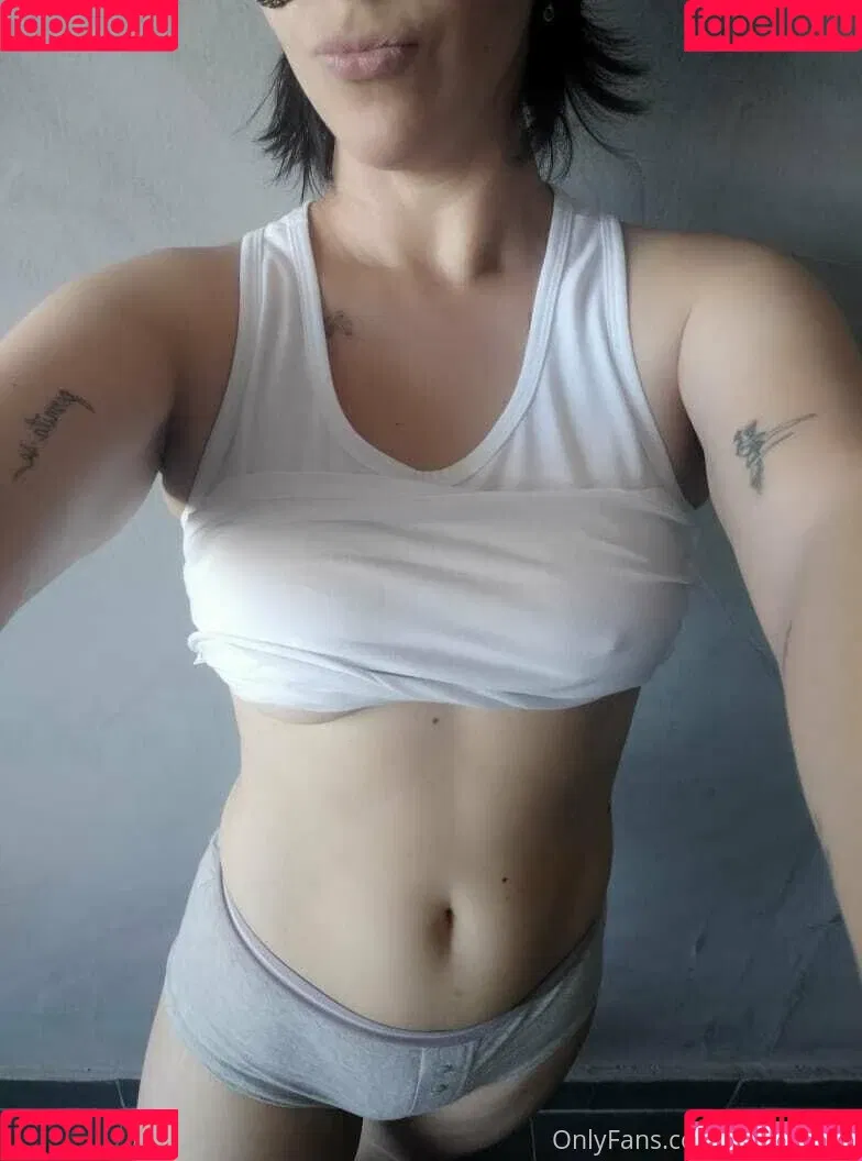 mahina84_ Onlyfans Photo Gallery 