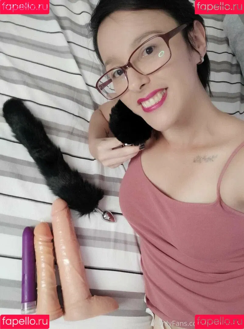 mahina84_ Onlyfans Photo Gallery 